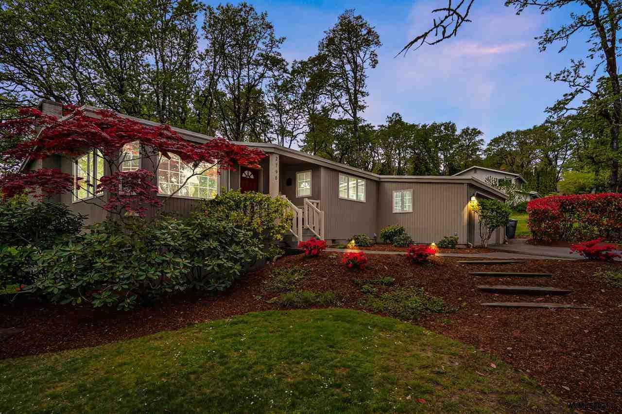 2790 Fairmont Av - Photo 1