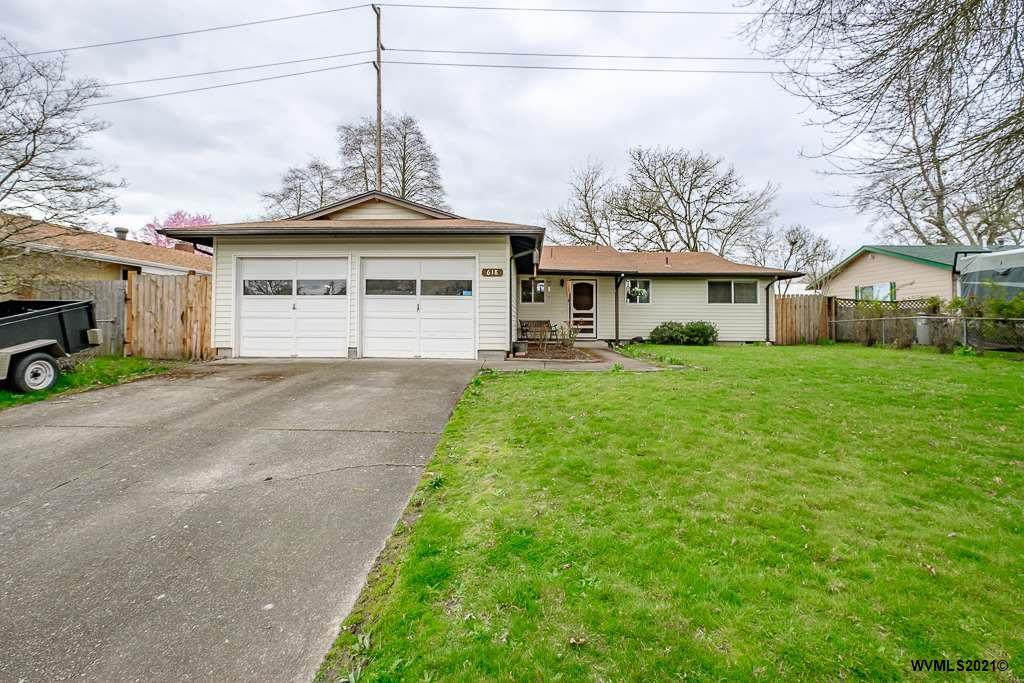 618 38th Av - Photo 1