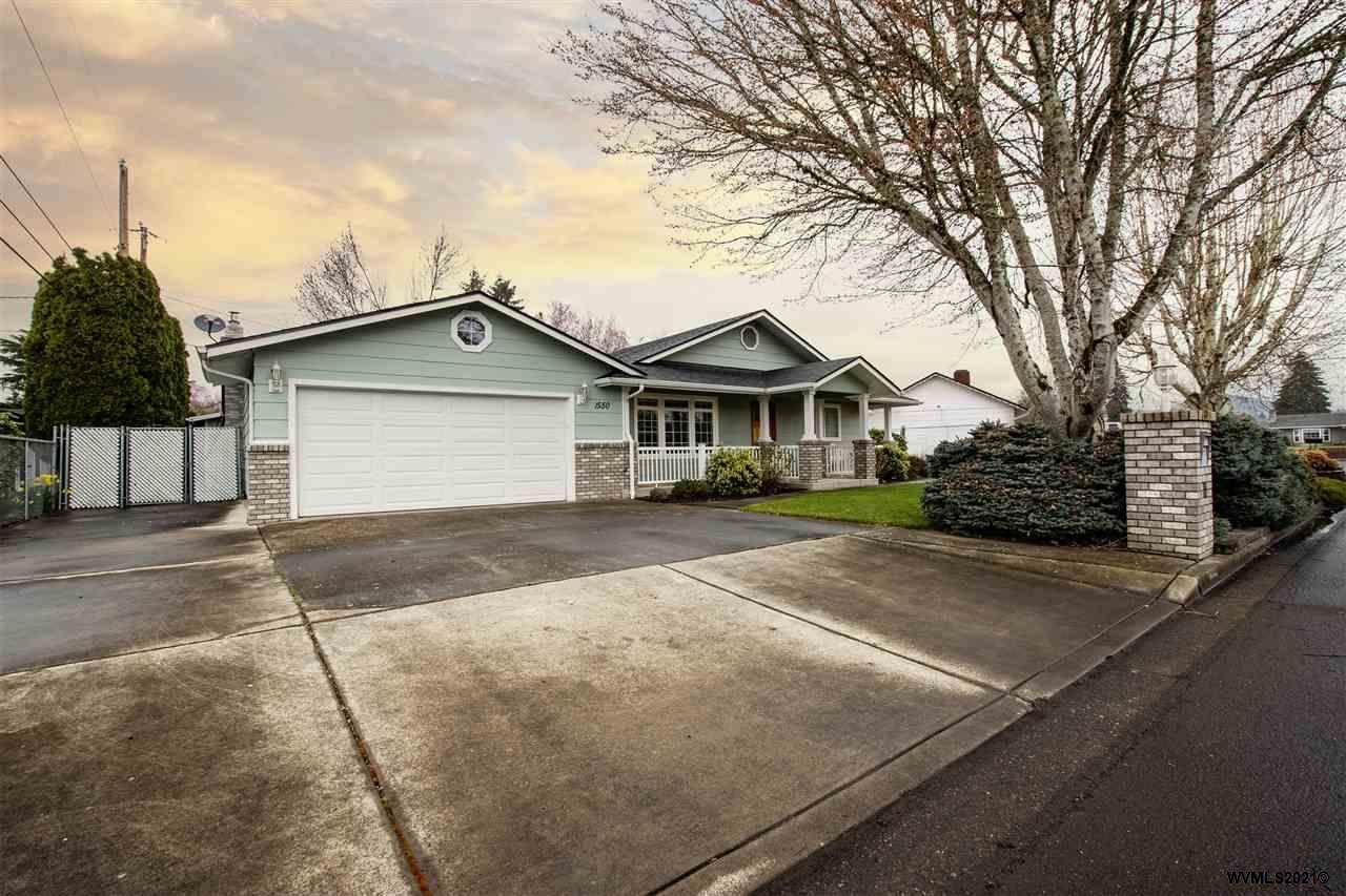 1550 Yolanda Av - Photo 1