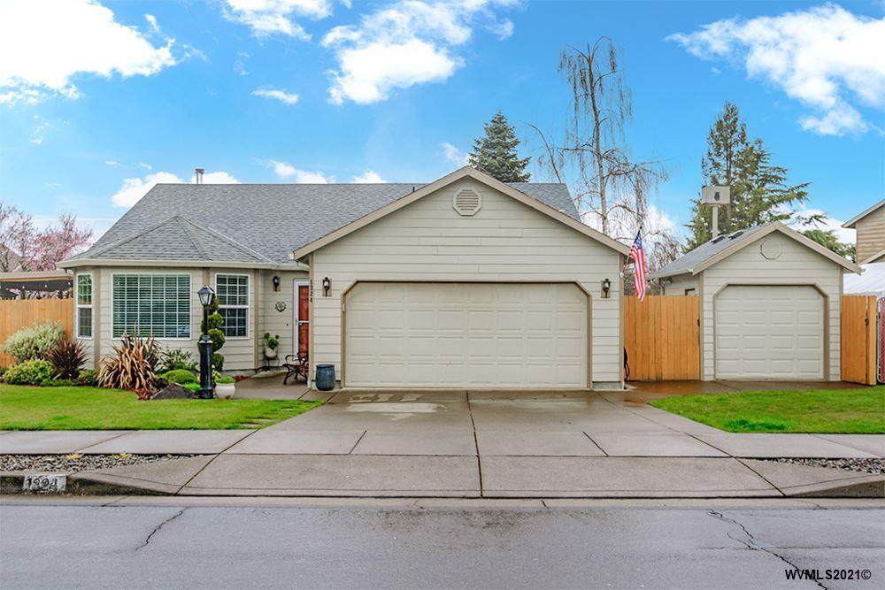 1324 North Heights Dr - Photo 1