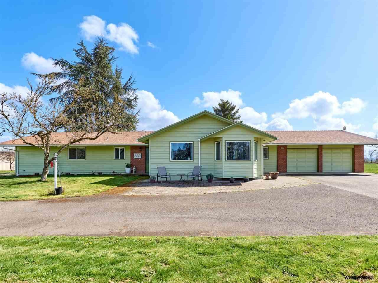 39129 Groshong Rd - Photo 1