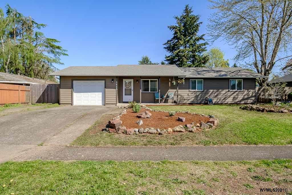 1483 Wilshire Dr - Photo 1
