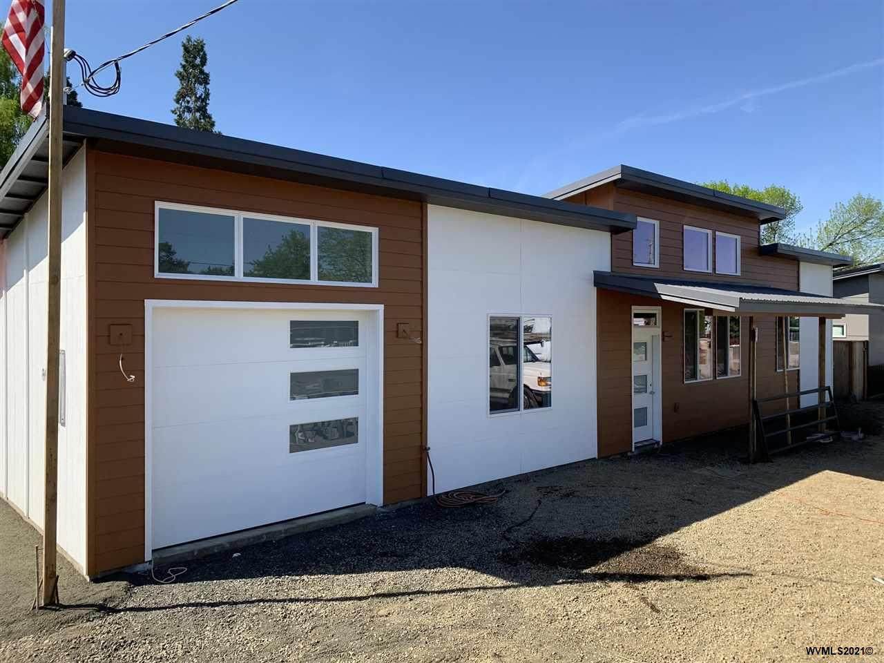 1000 36th Av - Photo 1