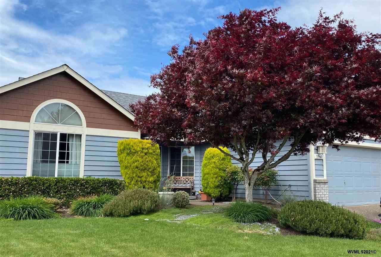 1961 Coburn Dr - Photo 1