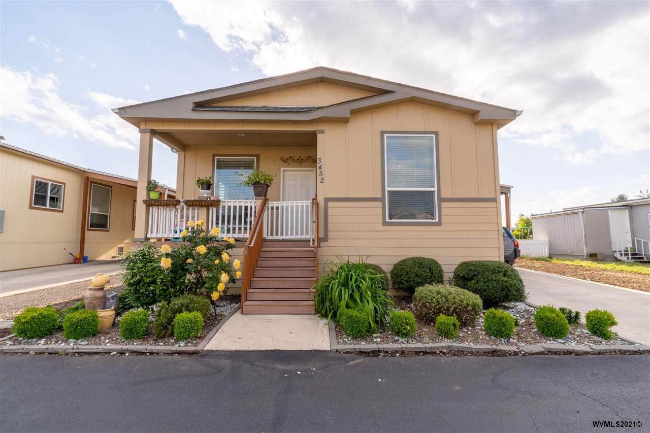 3452 Turner - Photo 1