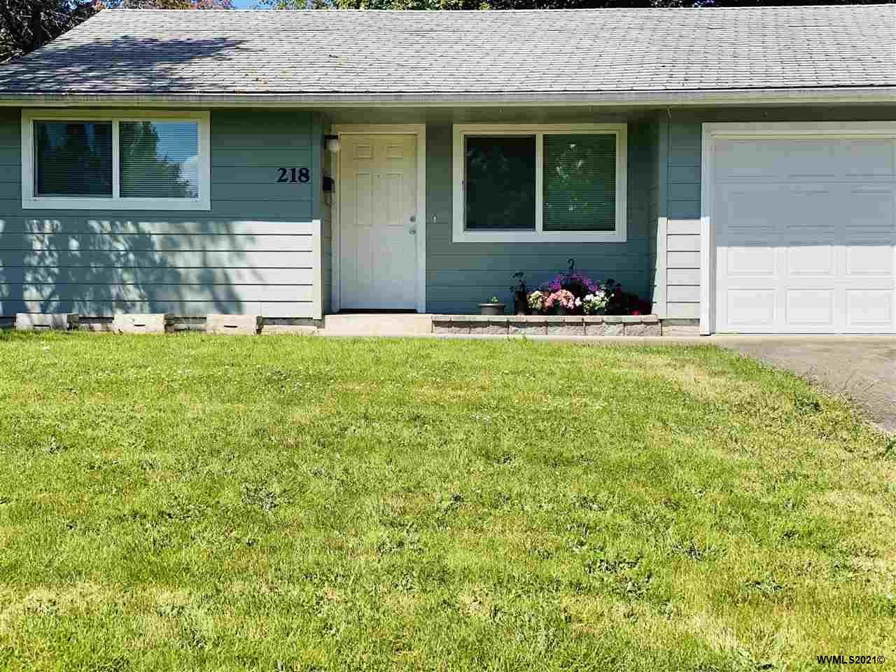 218-220 Atwater - Photo 1