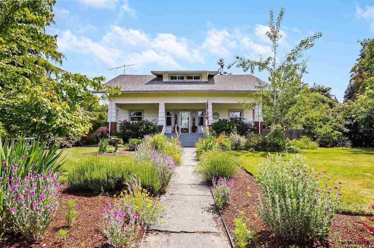 304 Mill St - Photo 1