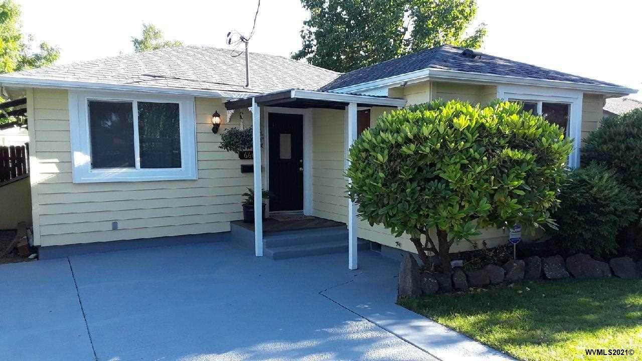 660 Ash St - Photo 1