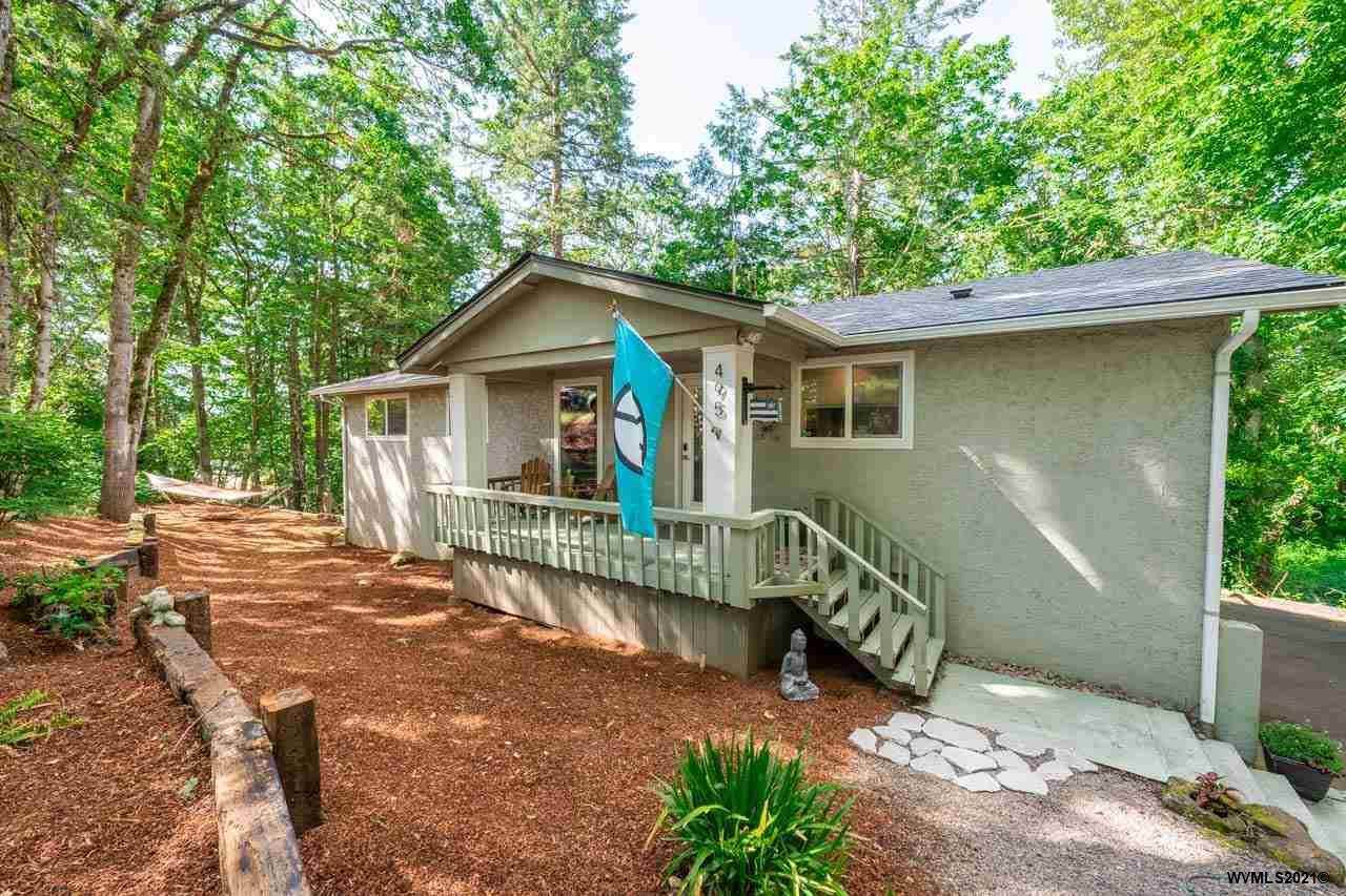 495 College Dr - Photo 1