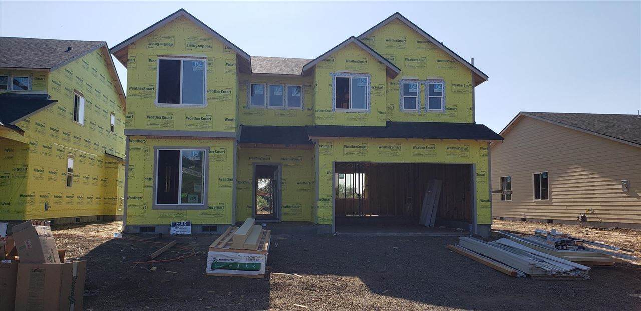 851 Pebble Av - Photo 1