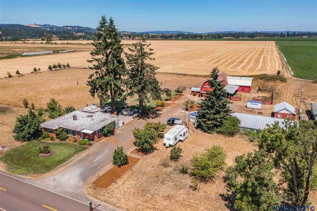 6787 Stayton Rd - Photo 1