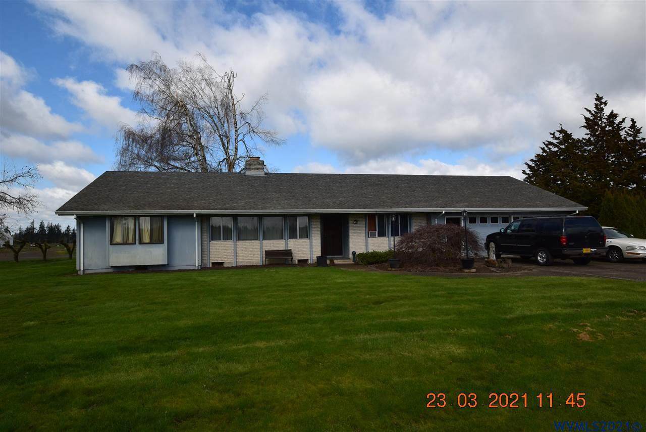 20295 Butteville Rd - Photo 1