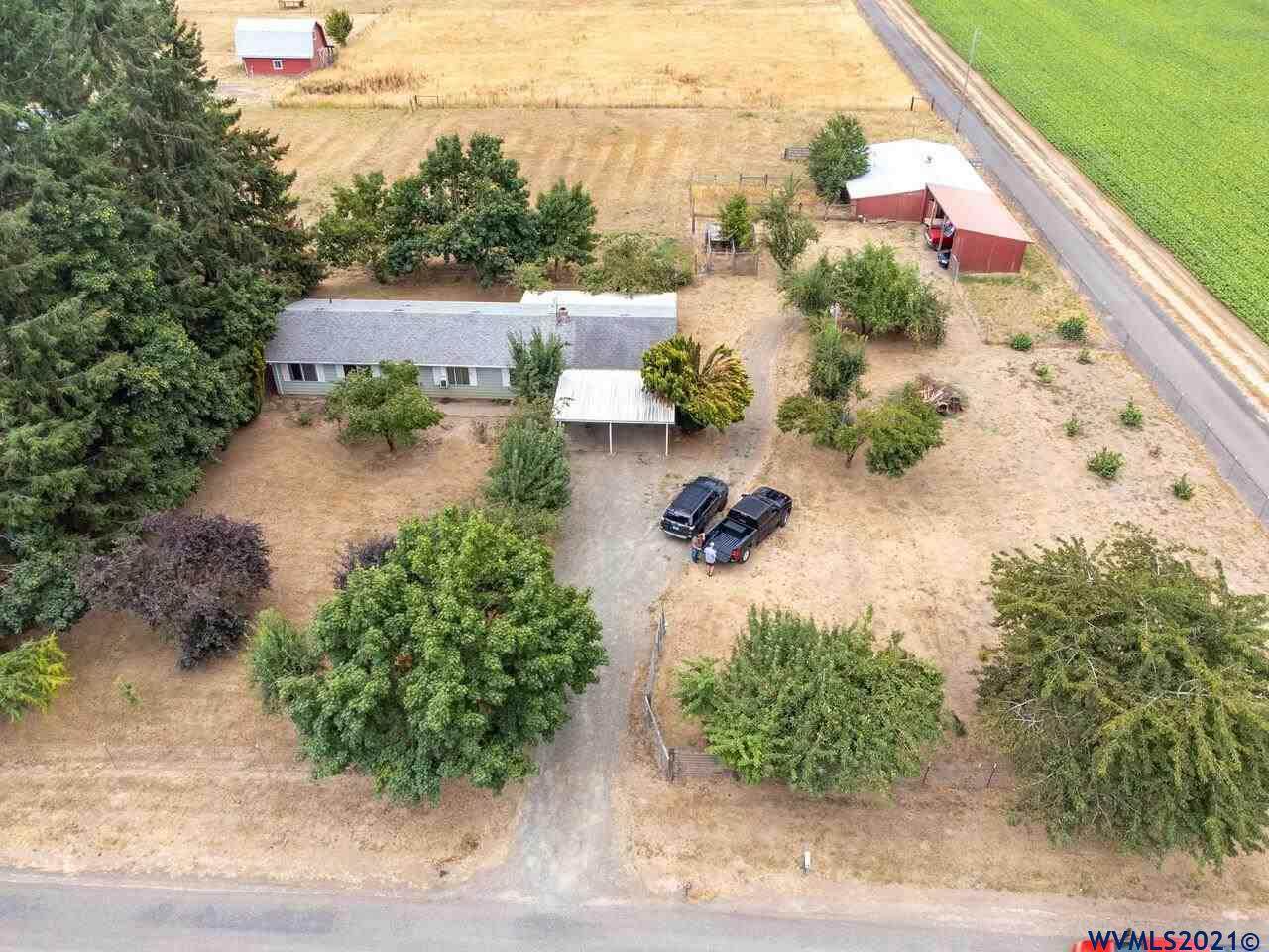 8530 Barnards Rd - Photo 1