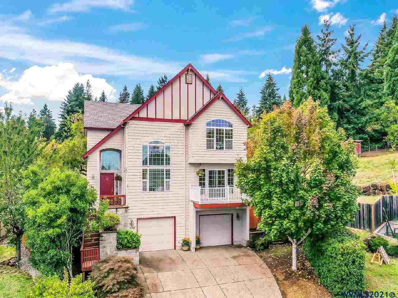 1058 Arrowhead Pl - Photo 1