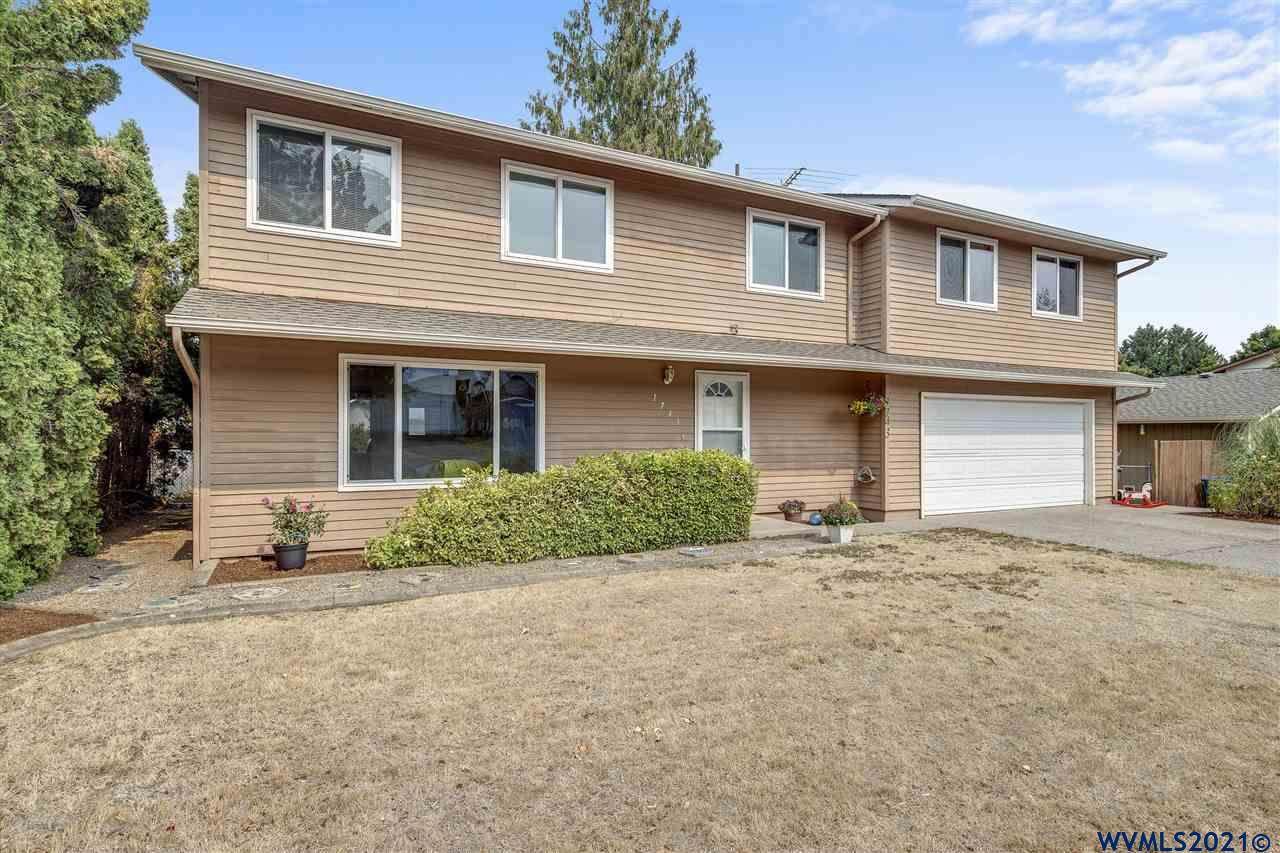 1743 Chukar Ct - Photo 1