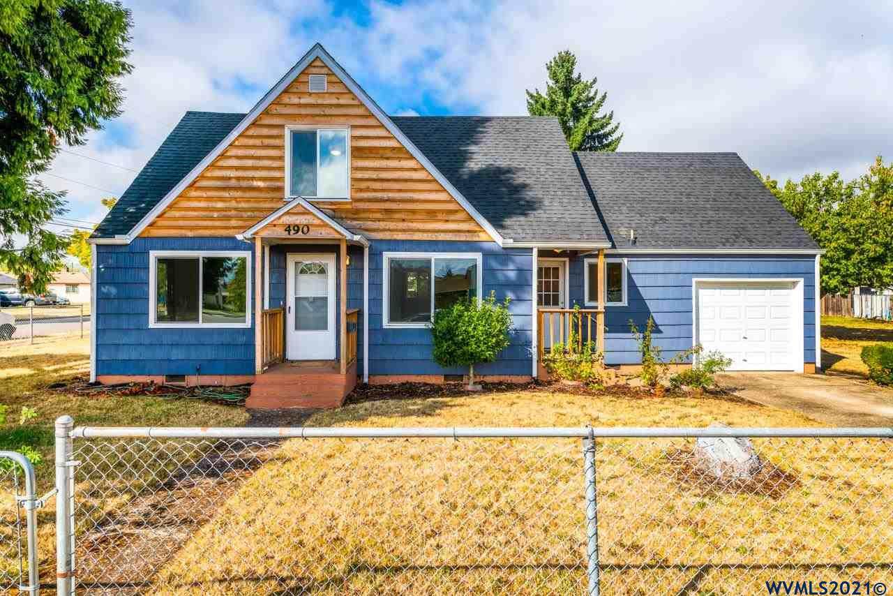 490 7th St - Photo 1