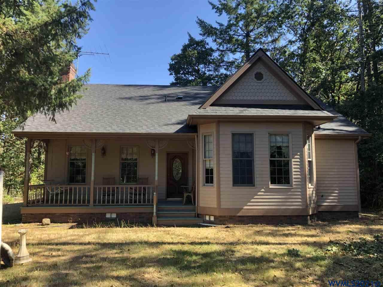 2829 Ridgeway Dr - Photo 1