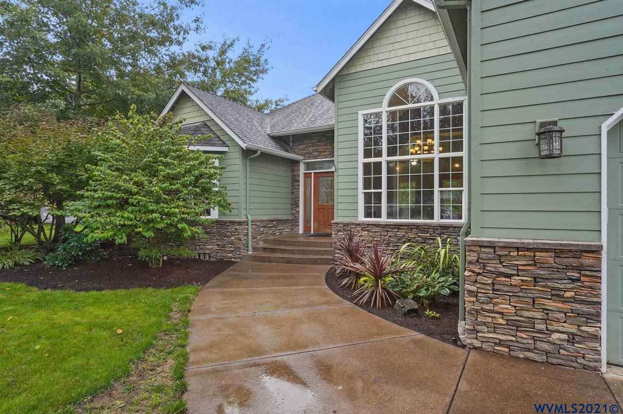 38814 Garden Dr - Photo 1