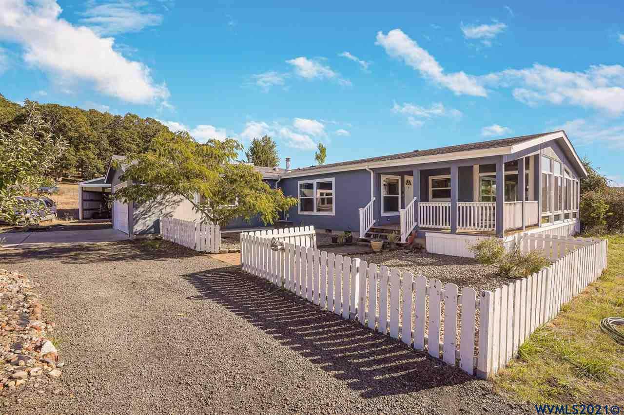 3426 South Kings Valley Hwy - Photo 1