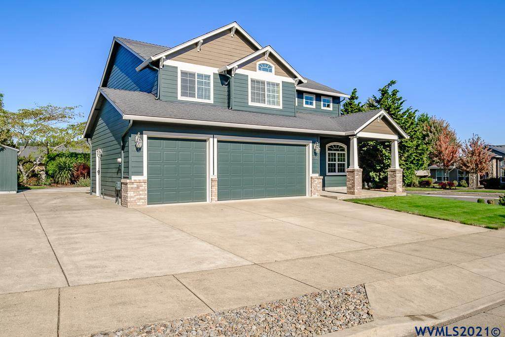 1191 22nd St - Photo 1