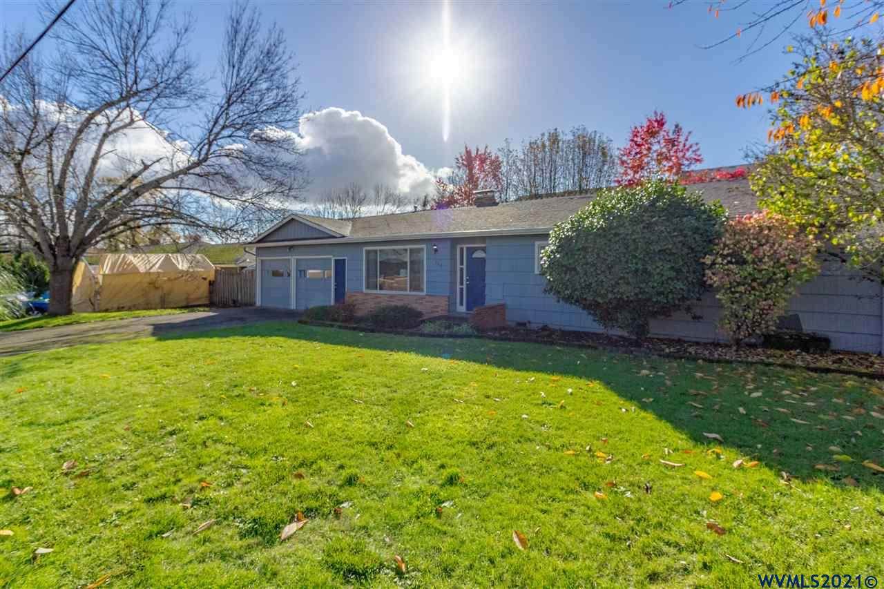 133 Rosewood Dr - Photo 1