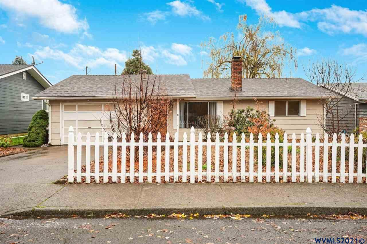 282 Hillcrest Dr - Photo 1