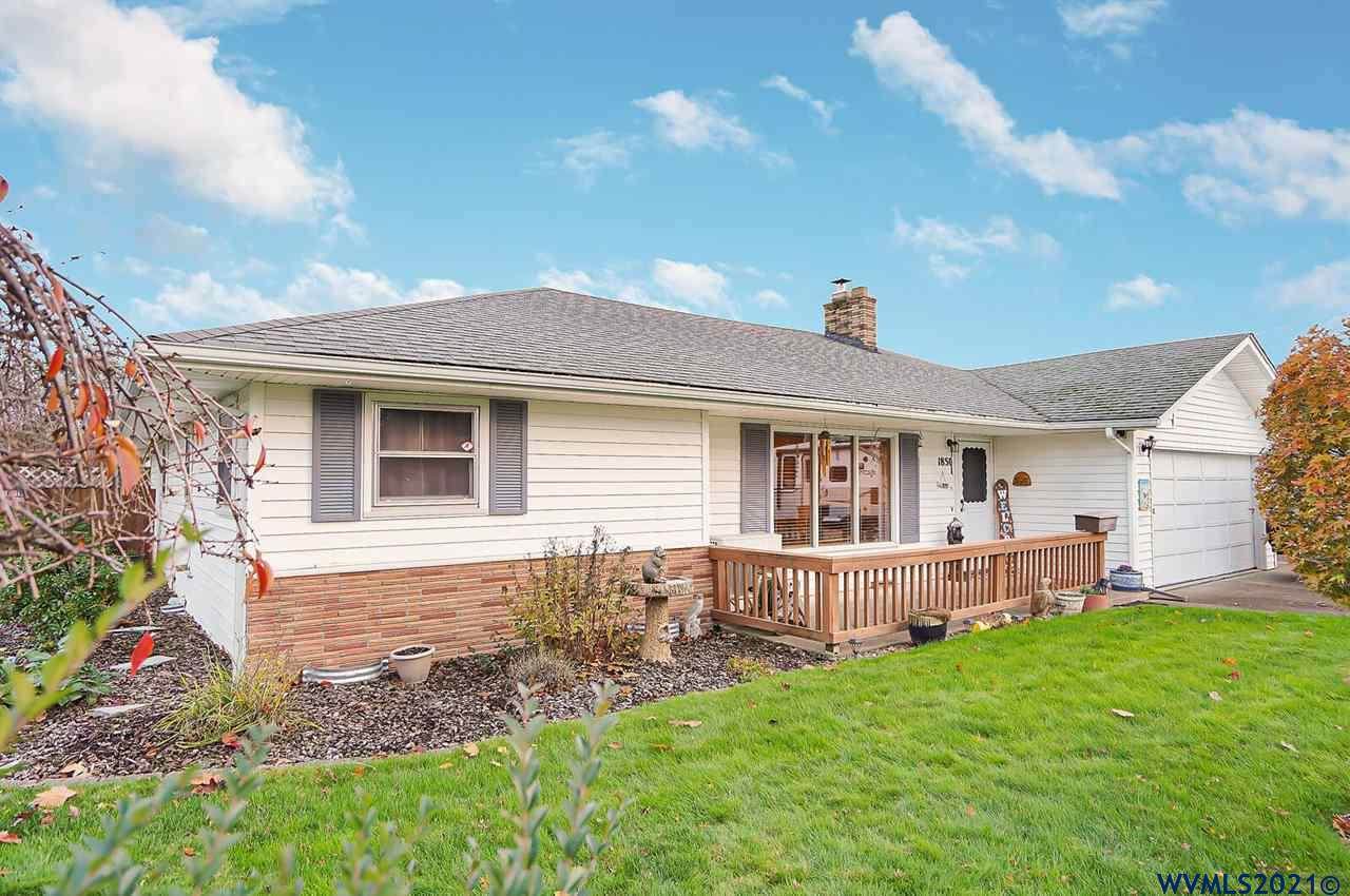 1850 Galloway St - Photo 1