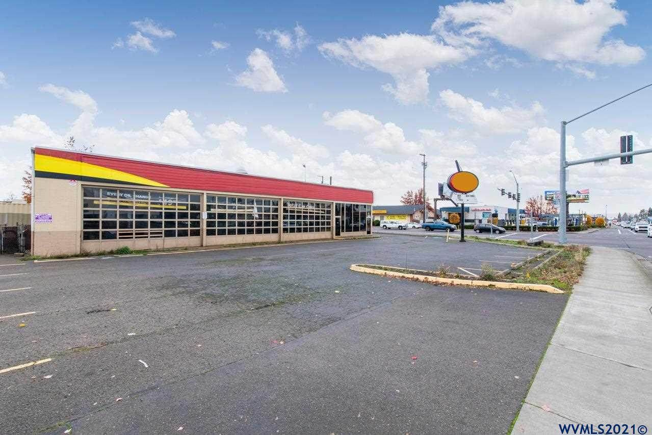 1685 Lancaster - Photo 1