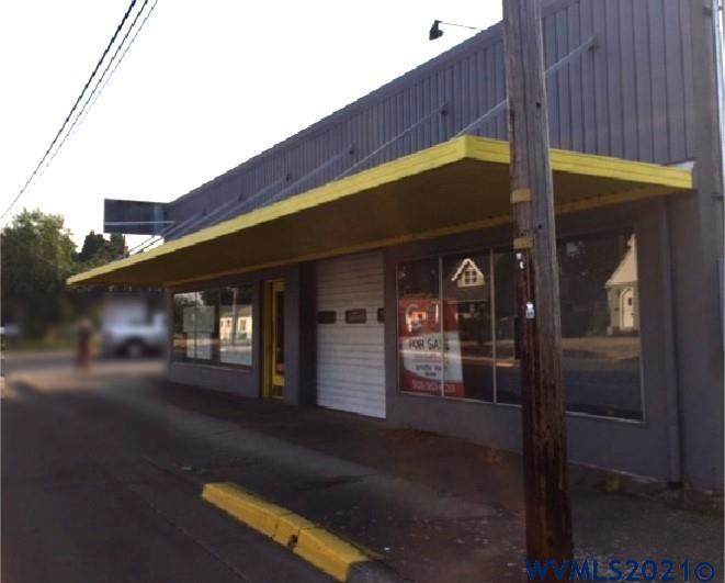 235 Main - Photo 1
