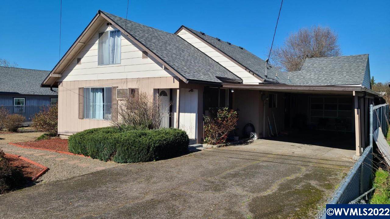672 Alameda Av - Photo 1