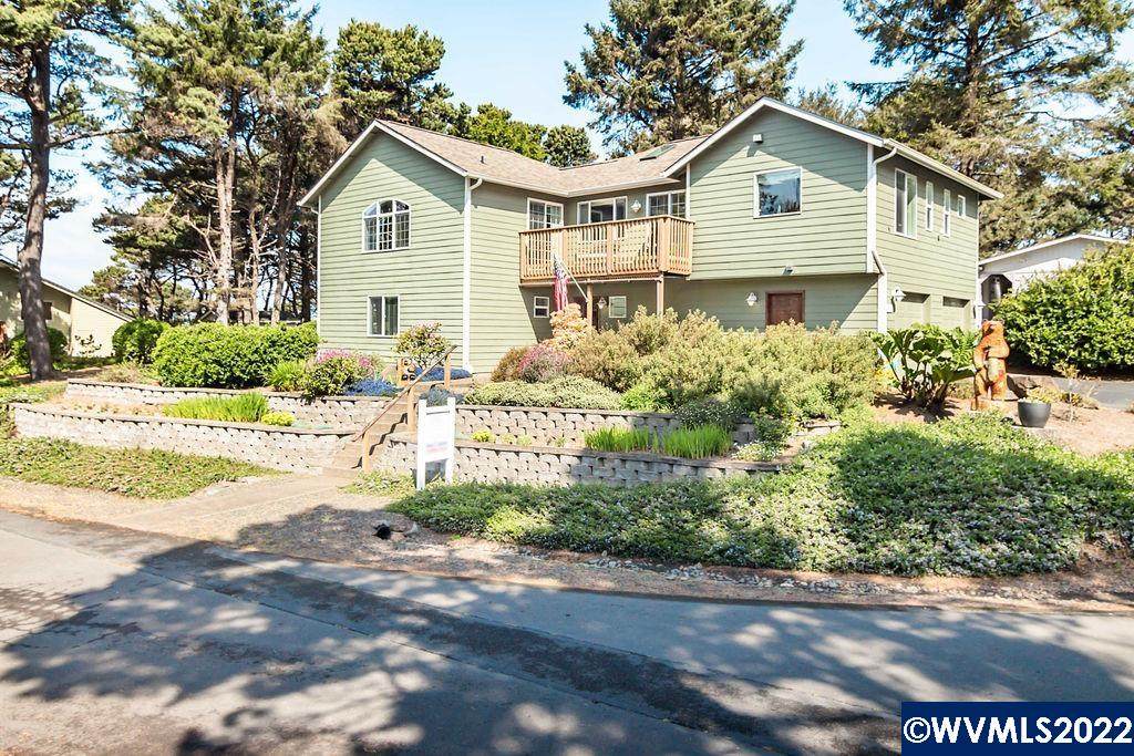 8866 Abalone St - Photo 1