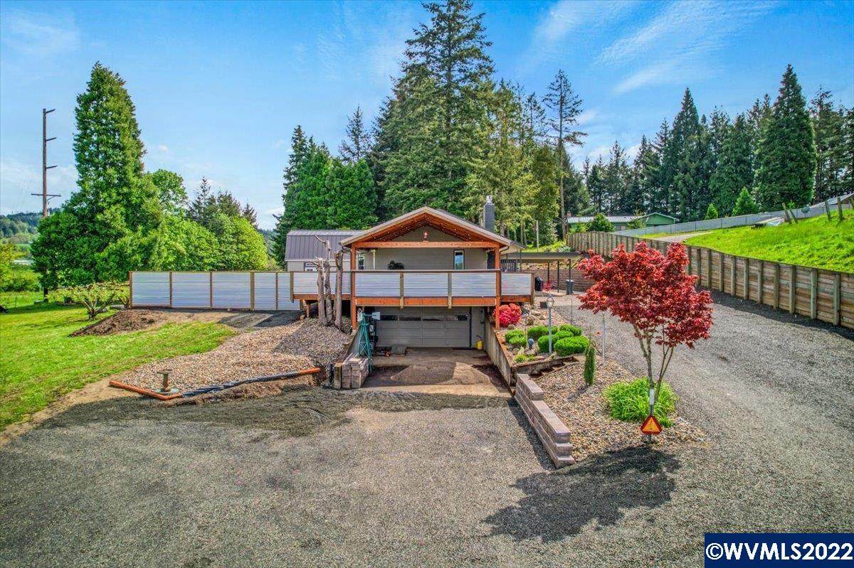 100 Oak Grove Rd - Photo 1