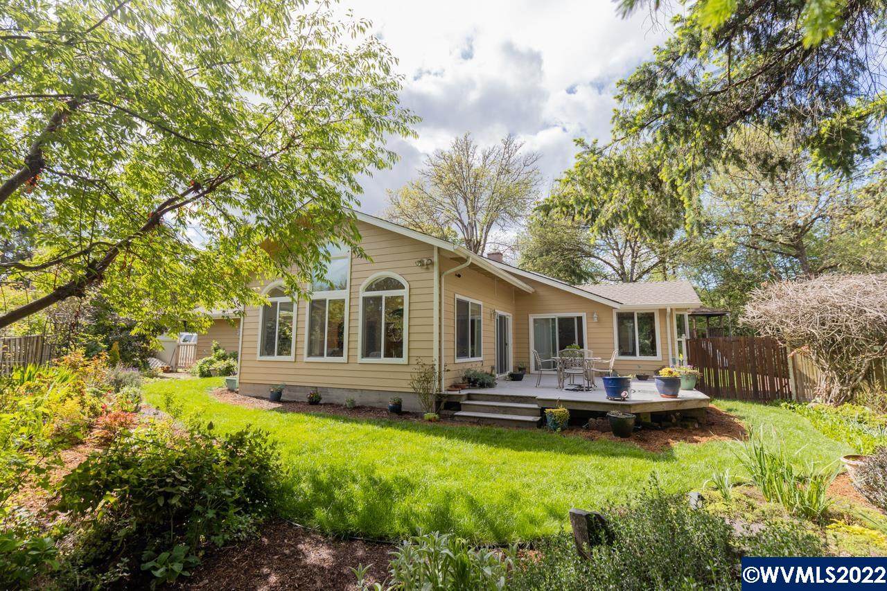3083 Thistle Pl - Photo 1