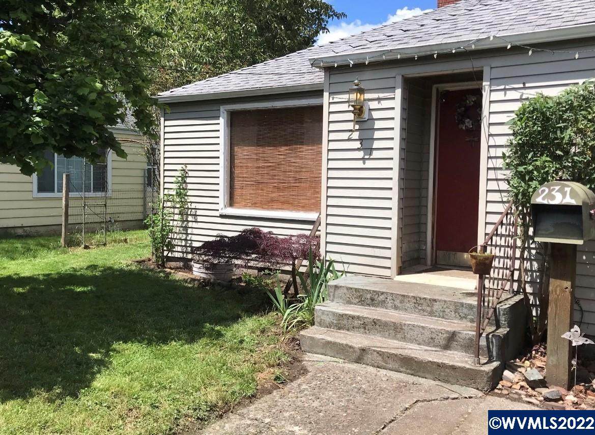 231 Jennings St - Photo 1