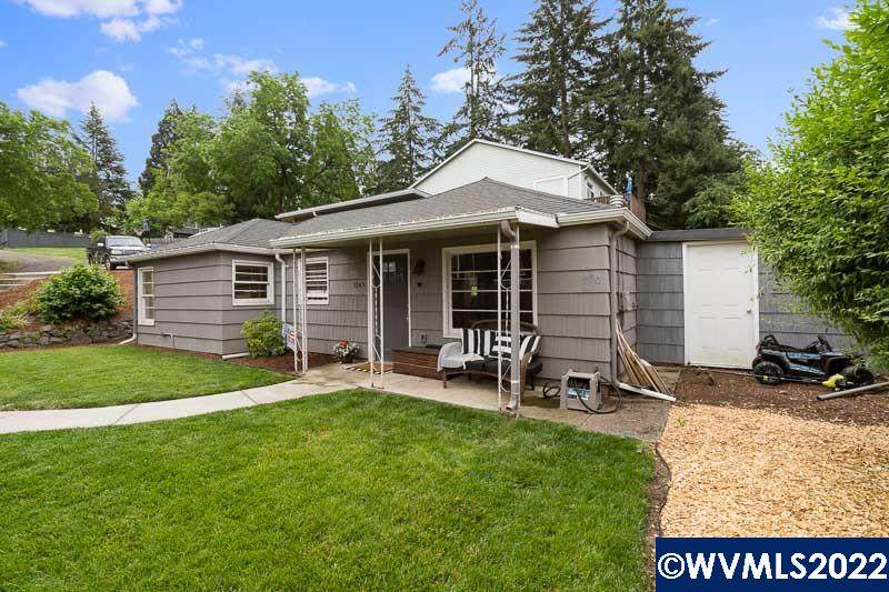 3245 Pheasant Av - Photo 1