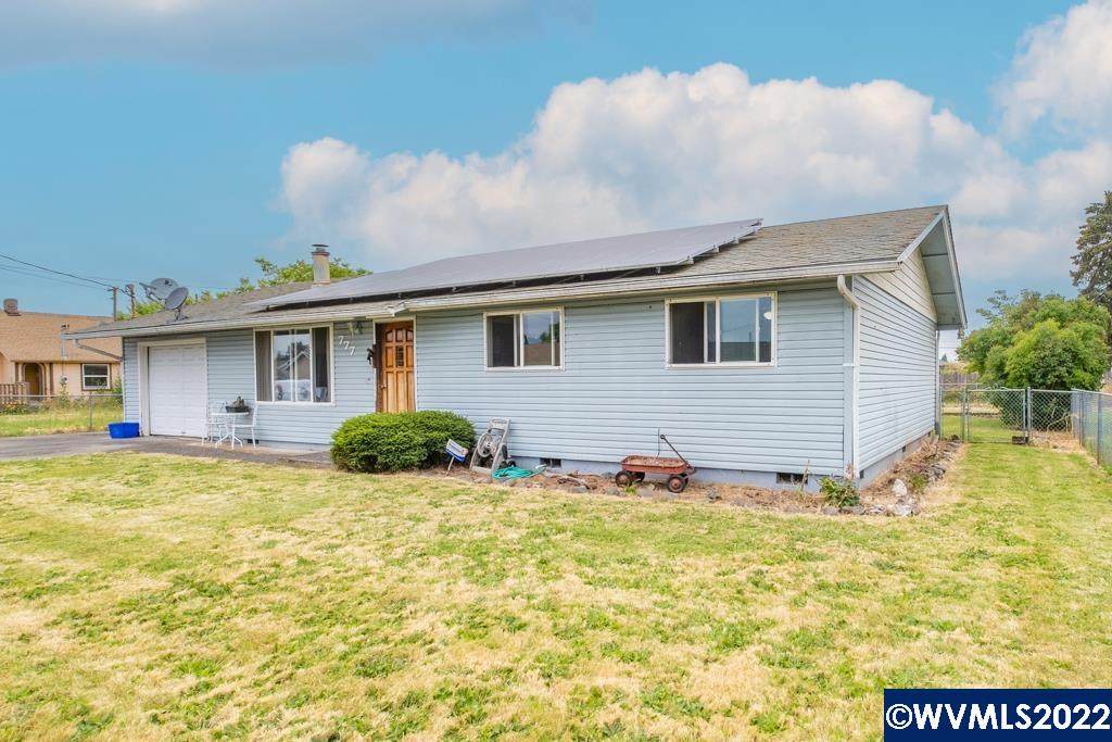 777 Vine St - Photo 1