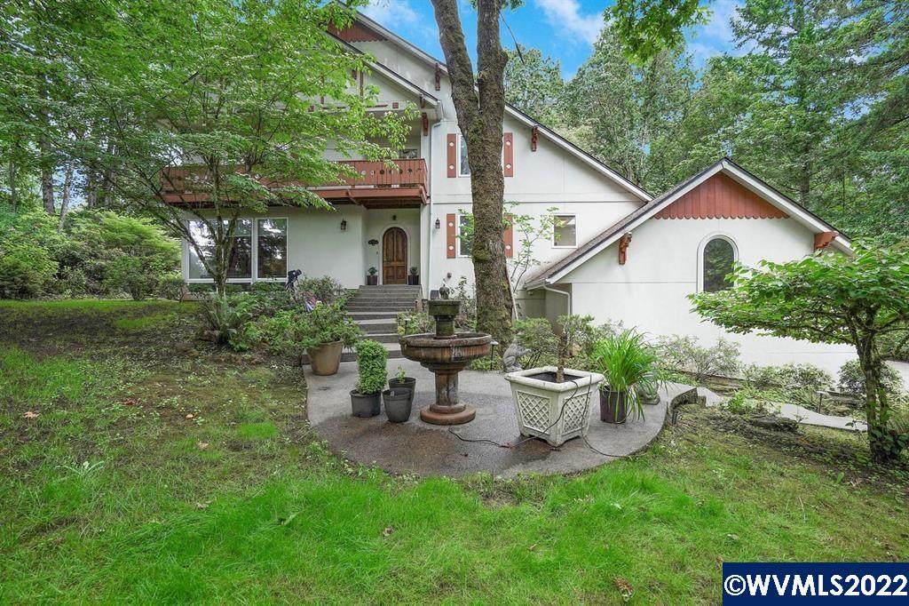 1443 Southwood Ct - Photo 1