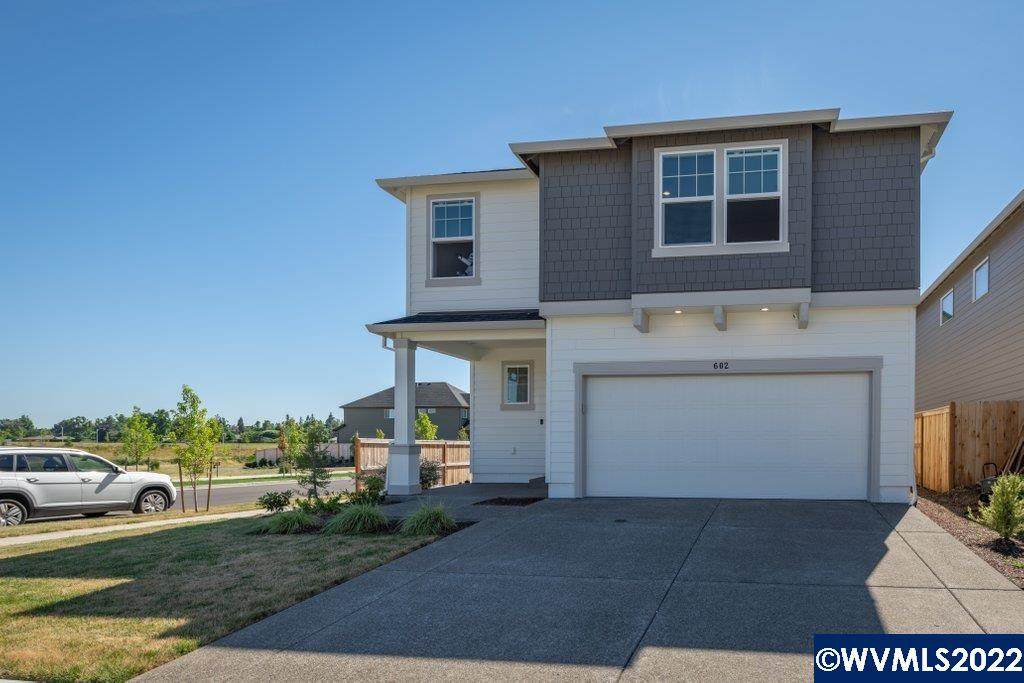 602 Thomas Wy - Photo 1