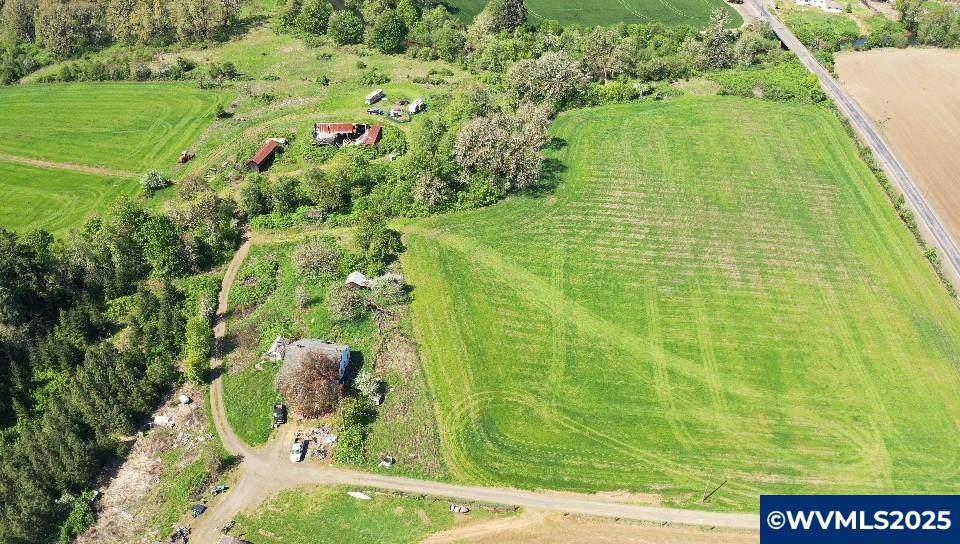 23380 Hoskins Rd - Photo 1