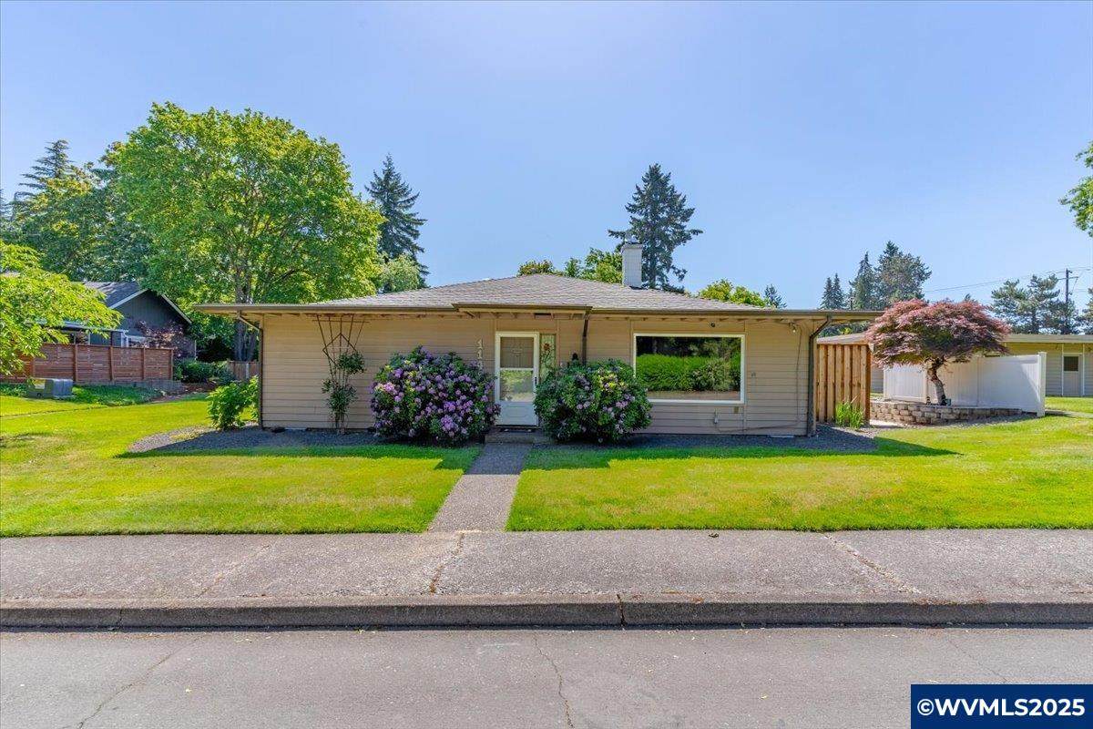 1148 Karen Wy - Photo 1