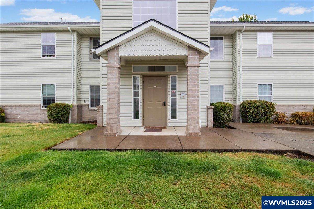 42 Weldwood Dr - Photo 1