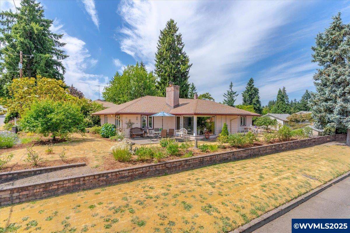 3301 Bluff Av - Photo 1