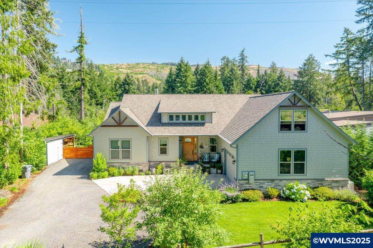 23757 Santiam Wy - Photo 1