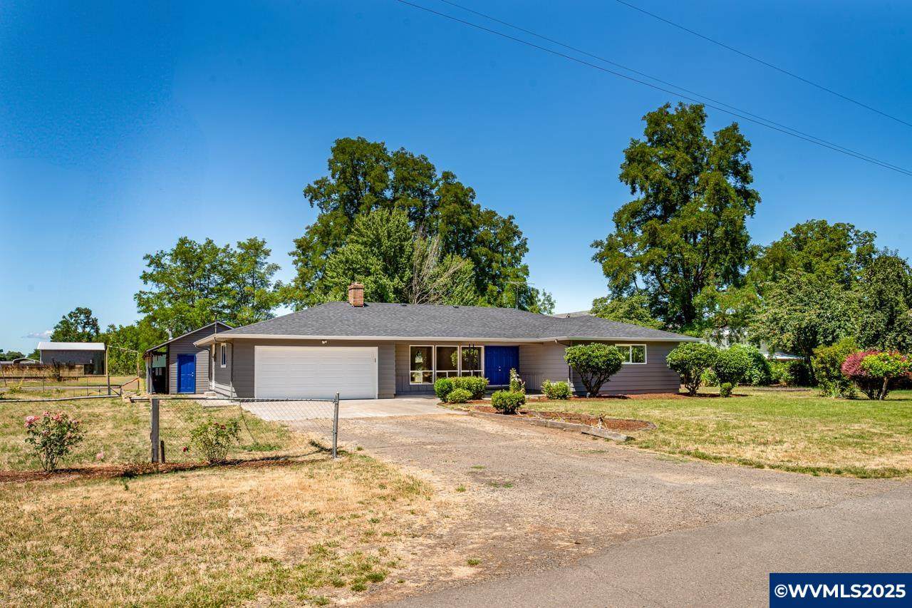 36162 Railroad St - Photo 1