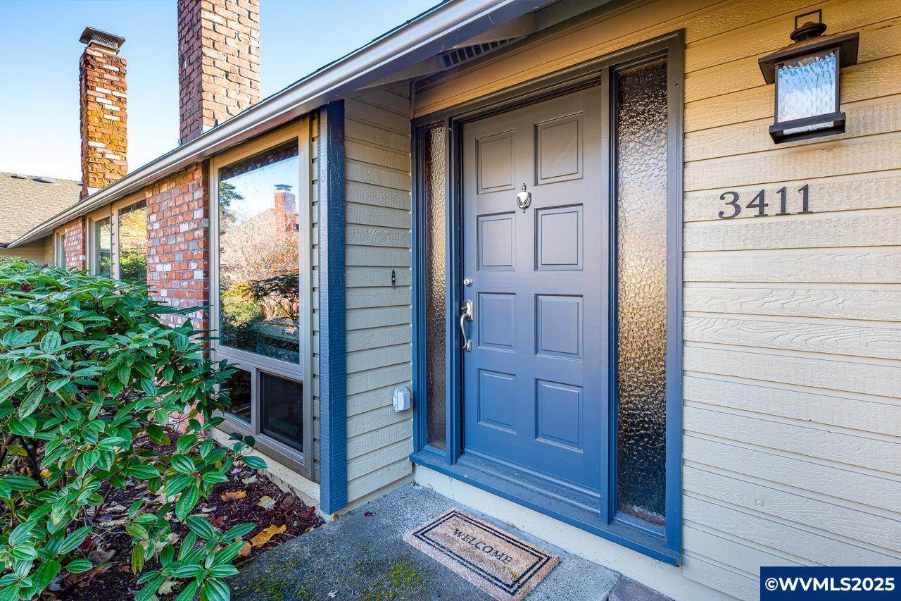 3411 Walnut Bl - Photo 1