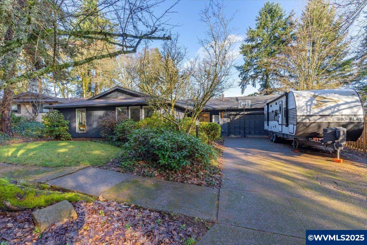 1855 Pilgrim St - Photo 1