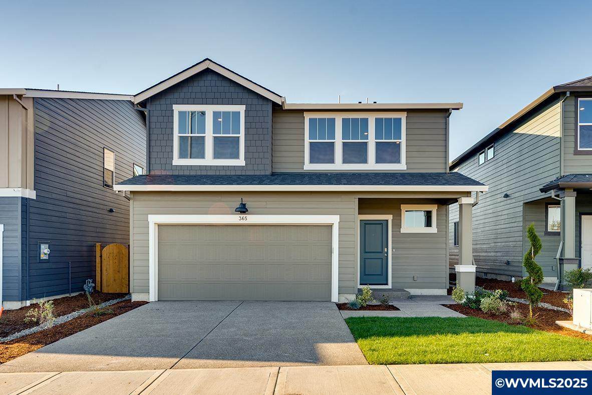 340 Greencrest St - Photo 1