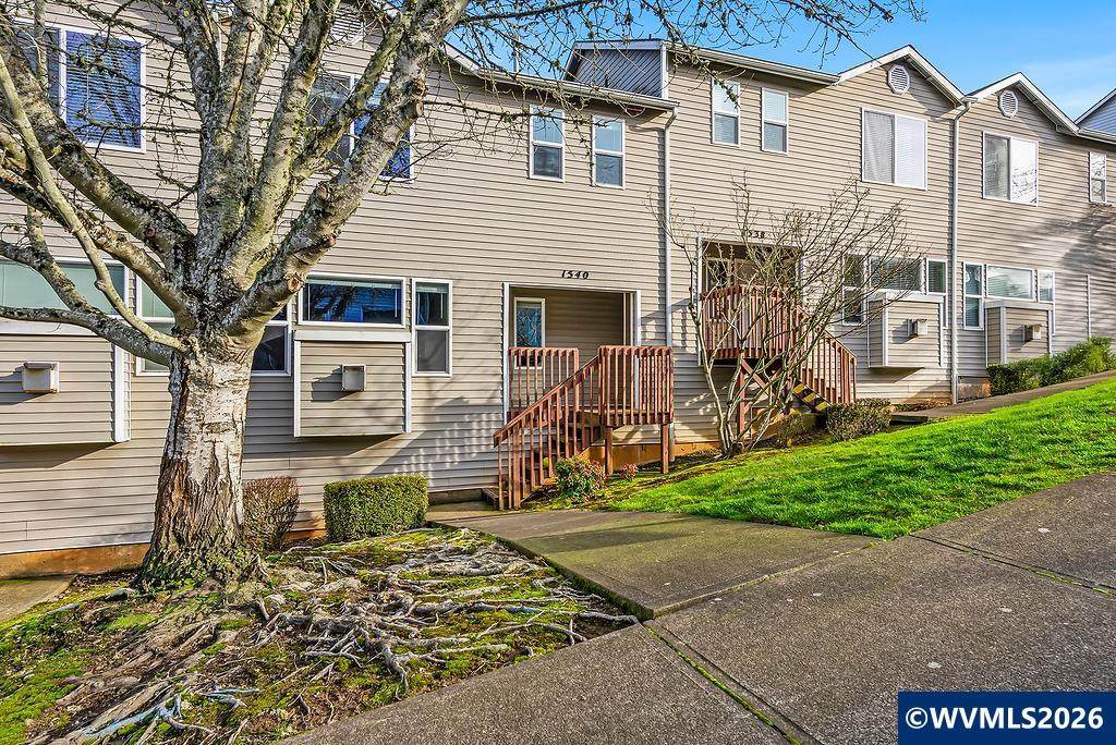 1540 Madelyn Av - Photo 1