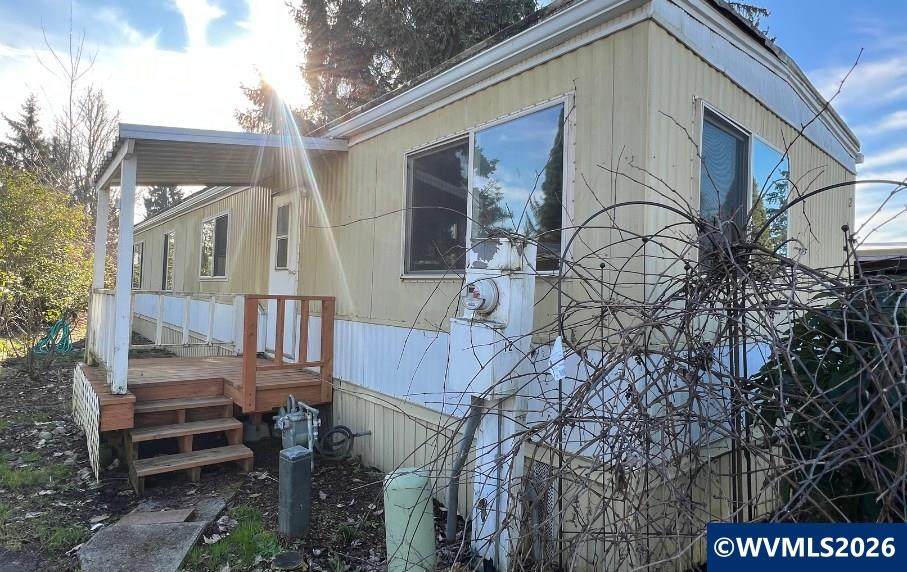 1905 Waverly (12) - Photo 1