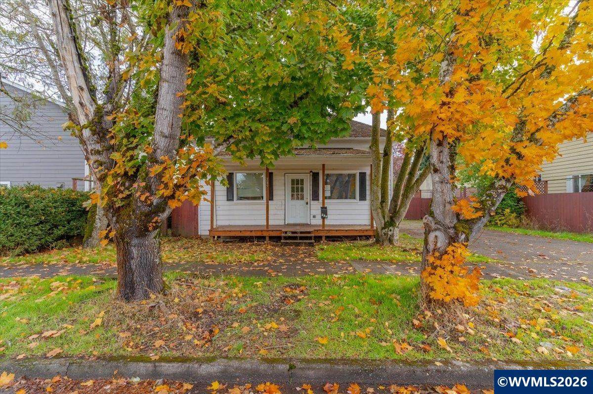 289 3Rd St - Photo 1